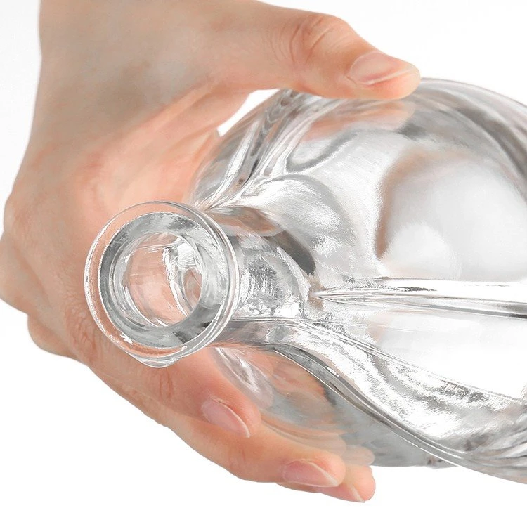 Small volume glass bottle