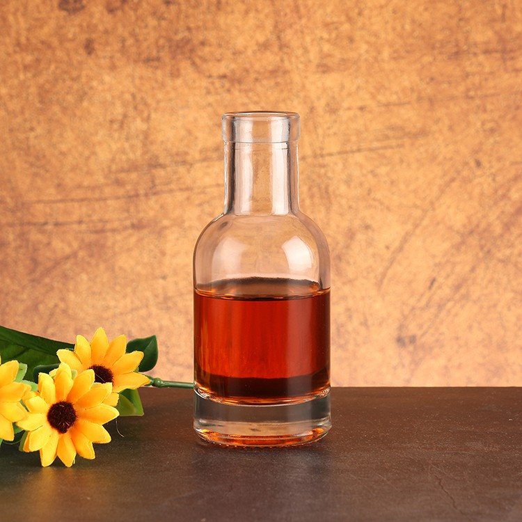 mini glass wine bottles